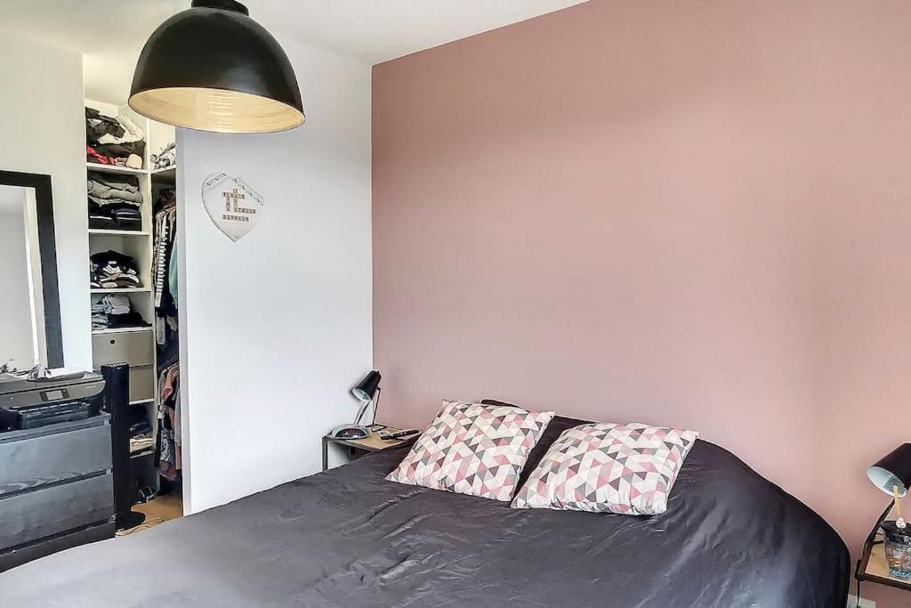 Ferienwohnung Duplex En Rez De Jardin Neuville-sur-Saône Exterior foto