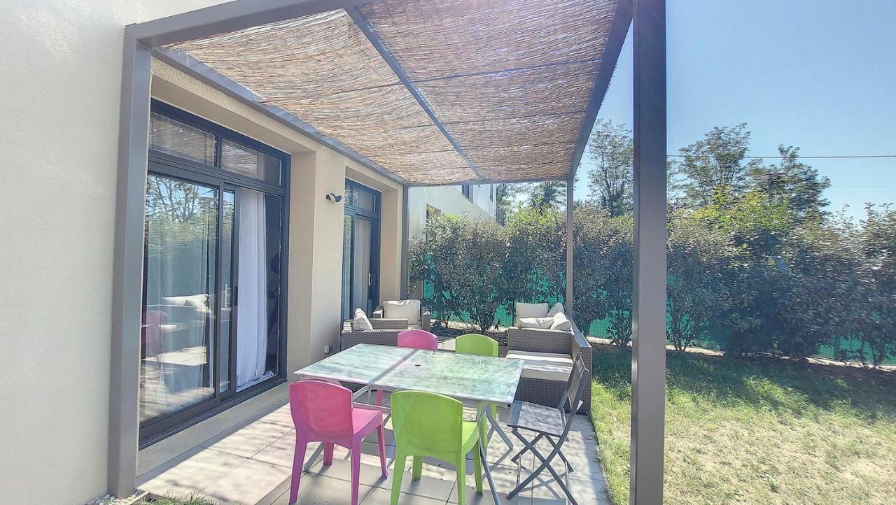 Ferienwohnung Duplex En Rez De Jardin Neuville-sur-Saône Exterior foto